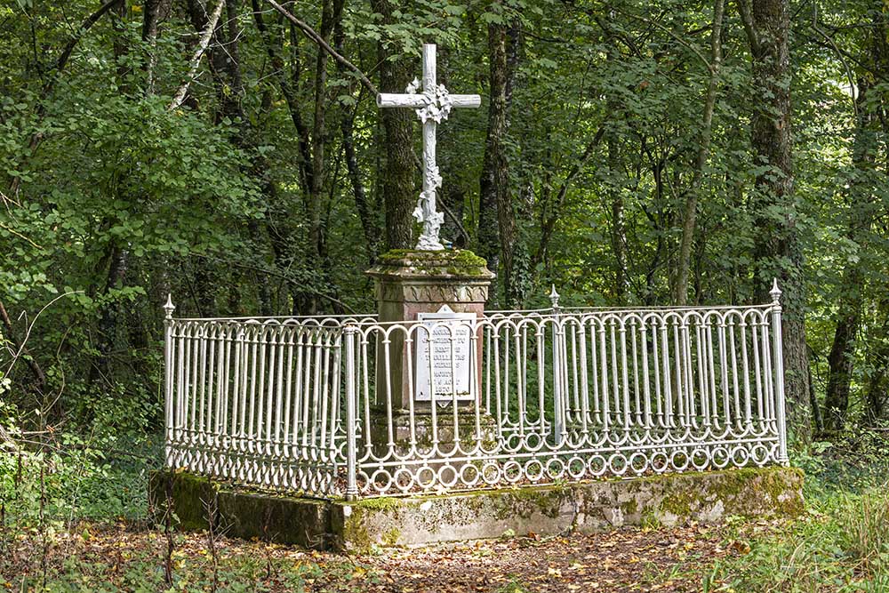Grave Monument for 5 Turco Officers #8