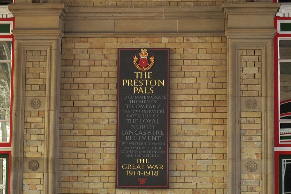 Monument Preston Pals #1