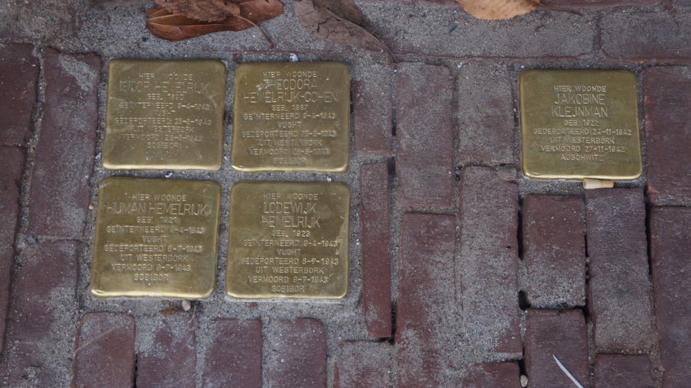Stolpersteine Wooldstraat 40  #1