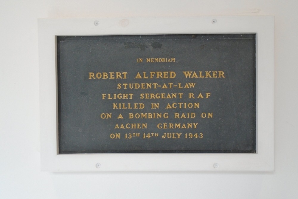 Plaquette Flt. Sgt. Robert Alfred Walker #1