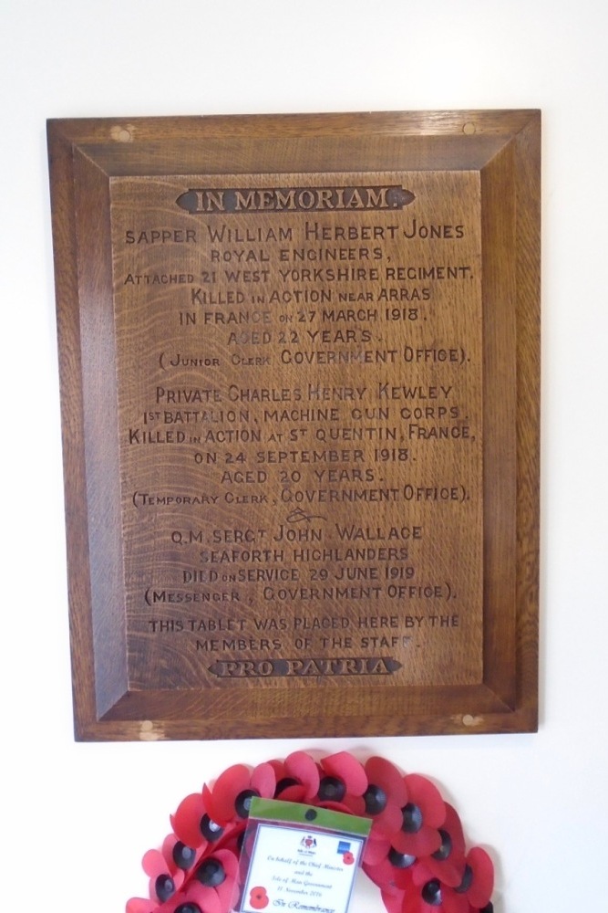 Oorlogsmonument Isle of Man Government Offices #1