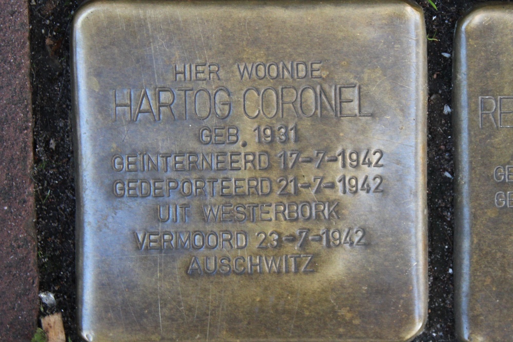 Stolpersteine Staalstraat 19 #4