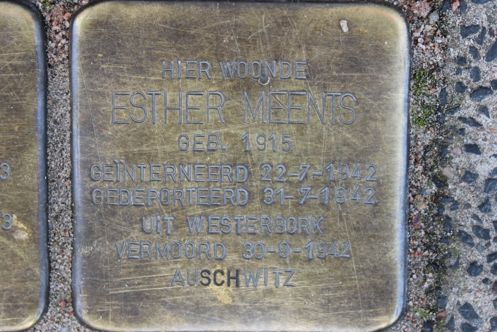 Stolpersteine Valkenburgerstraat 90 #4