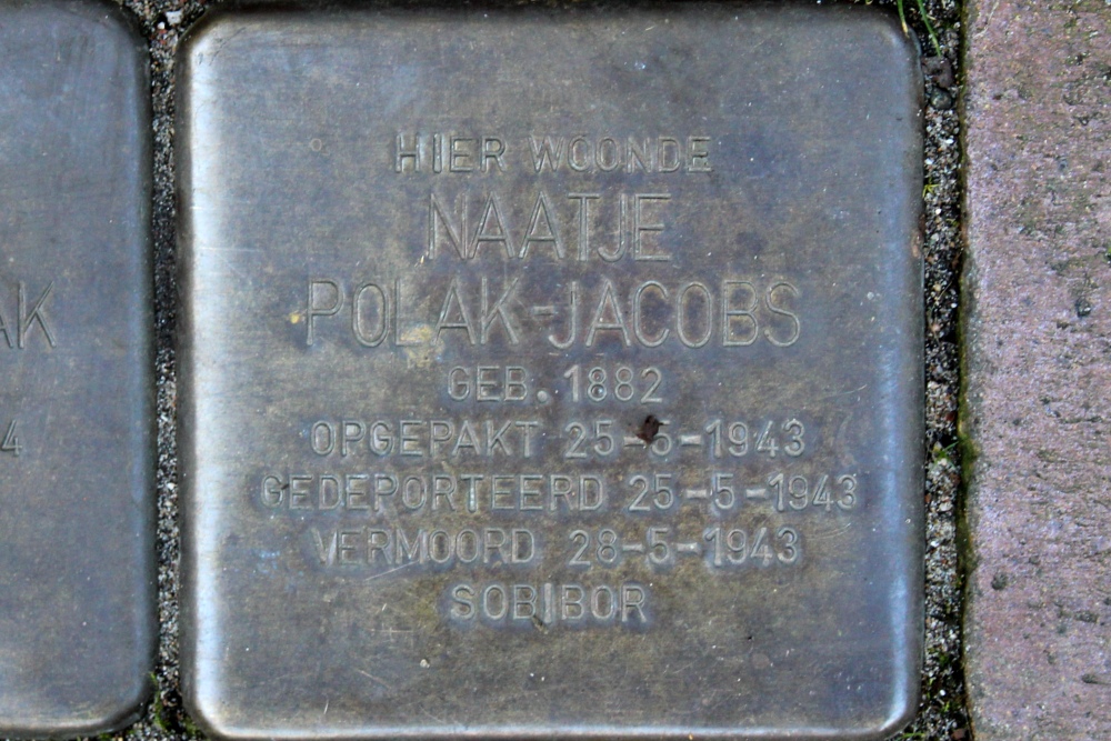 Stolpersteine Pentagon 37-41, voorheen Moddermolensteeg 8 II #4