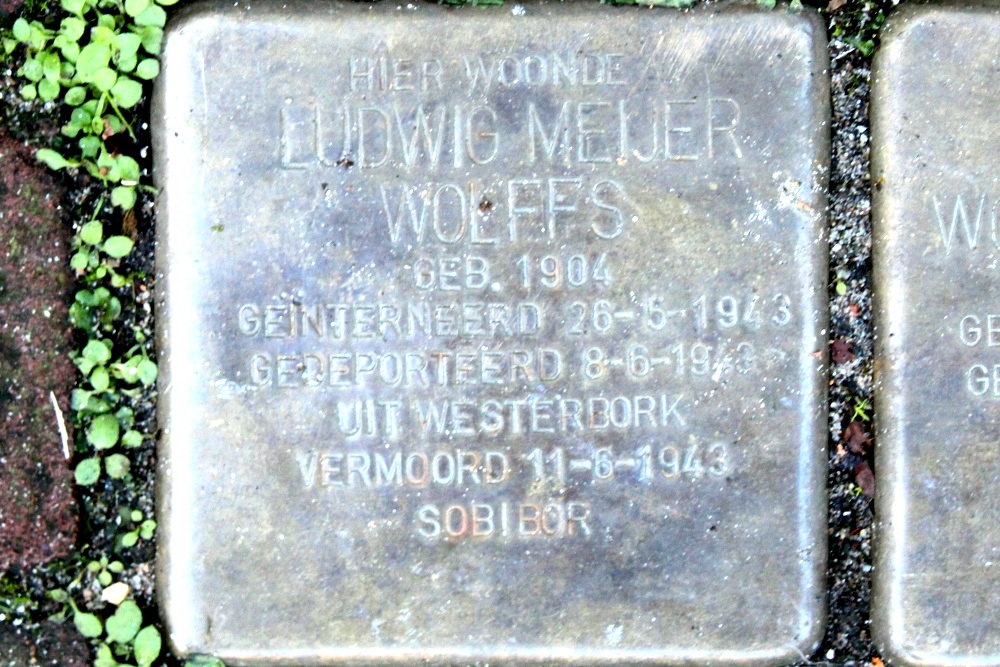 Stolpersteine Pentagon 47-59, voorheen Moddermolensteeg 2 hs #2