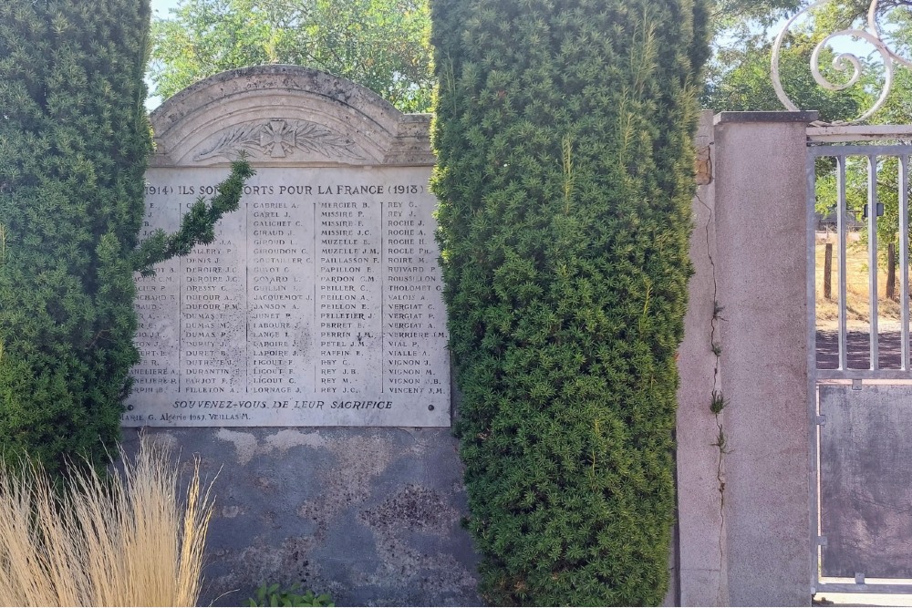 Oorlogsmonument Saint-Just-la-Pendue #3
