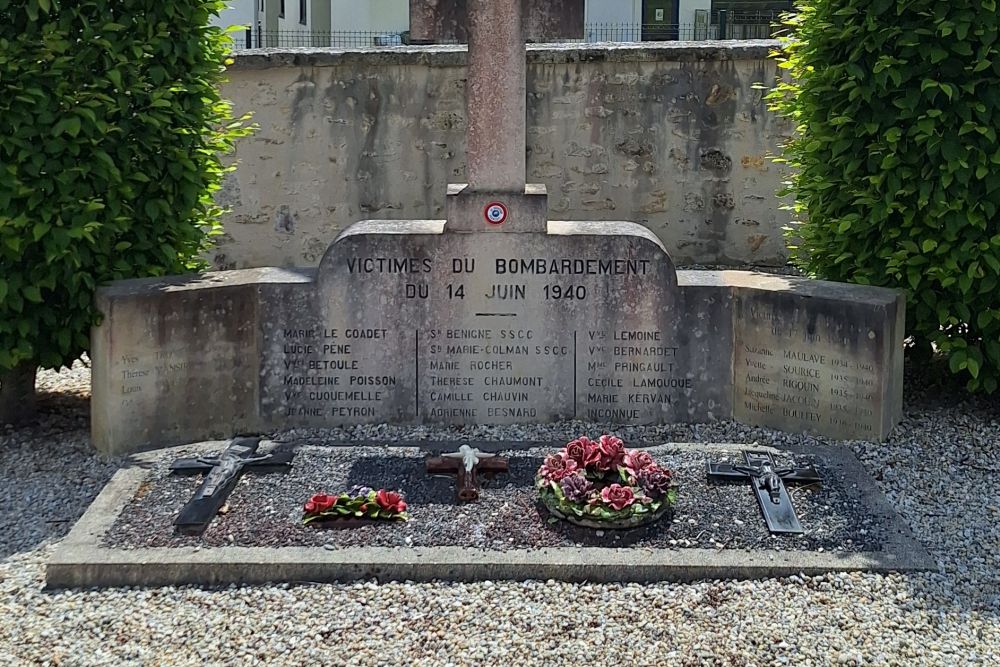 Monument Bombardement 14 Juni 1940 Sées