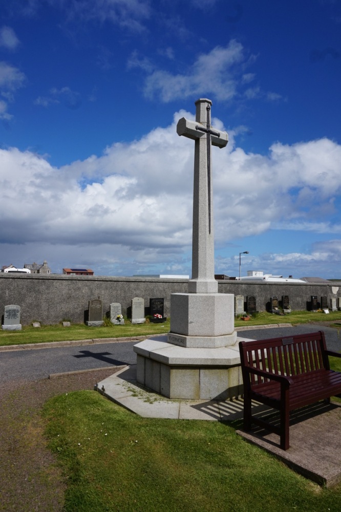 Cross of Sacrifice Lerwick Cemetery #1