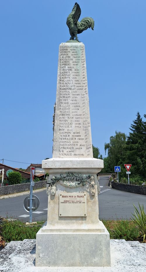 War Memorial La Rochefoucauld #3