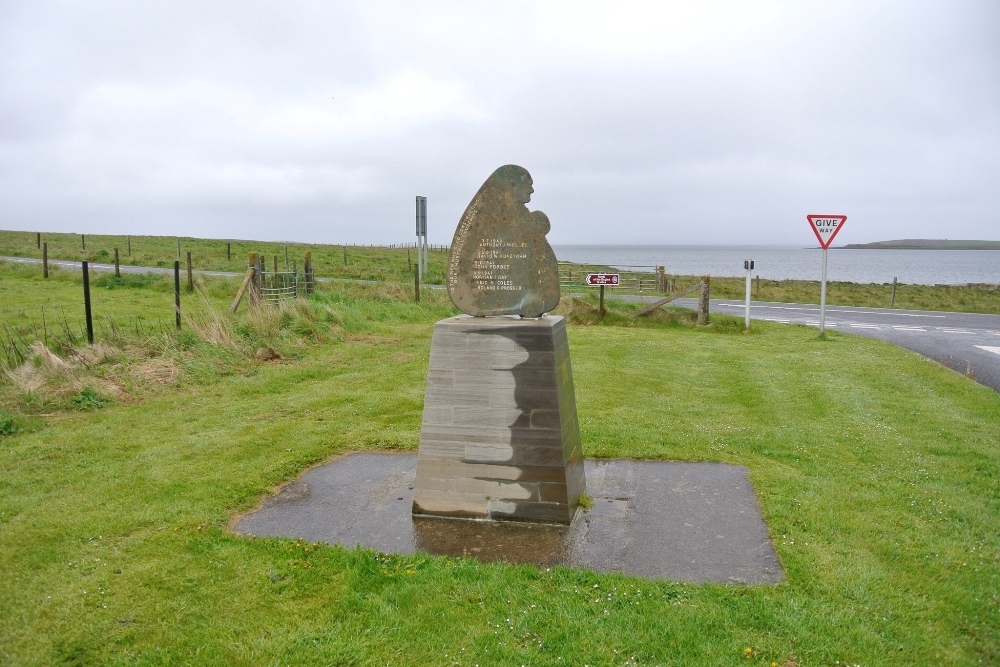Monument Churchill Barriers #1