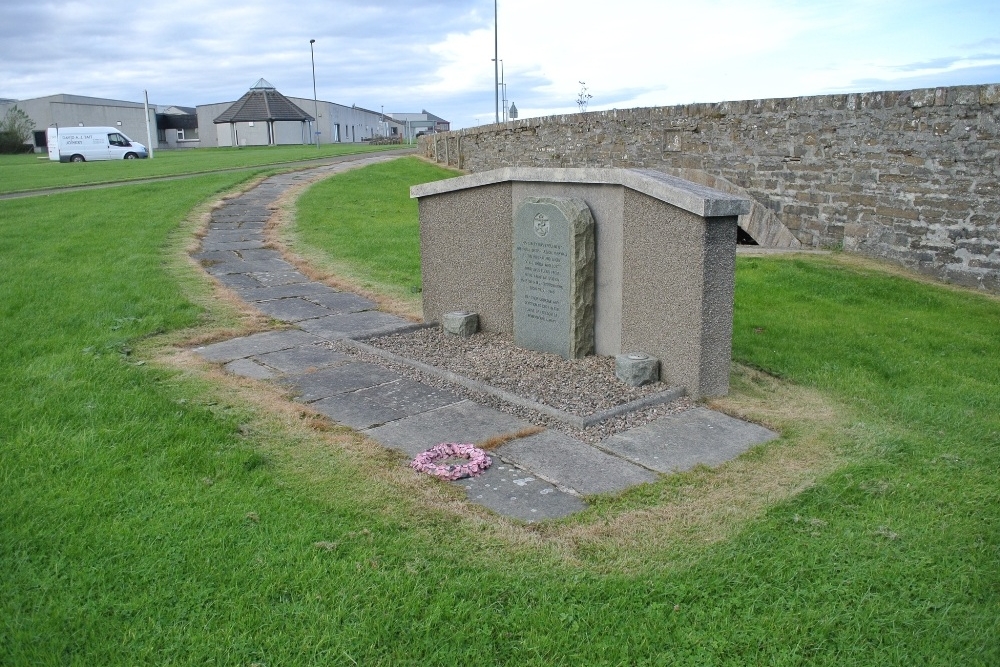 Monument HMS Sparrowhawk