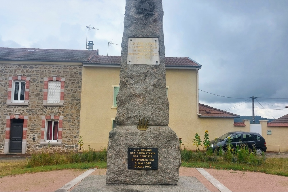 War Memorial  Saint-Just-la-Pendue #2