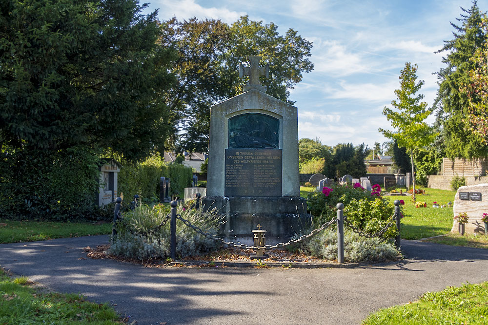 War Memorial Blessem #1