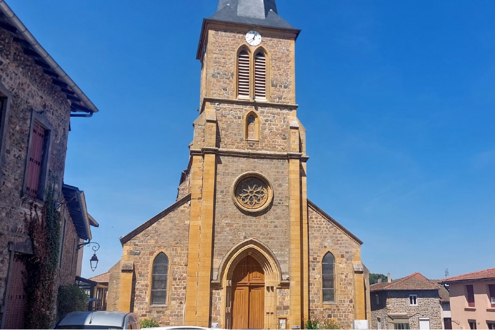 Oorlogsmonument in Kerk Sainte-Colombe-sur-Gand #1