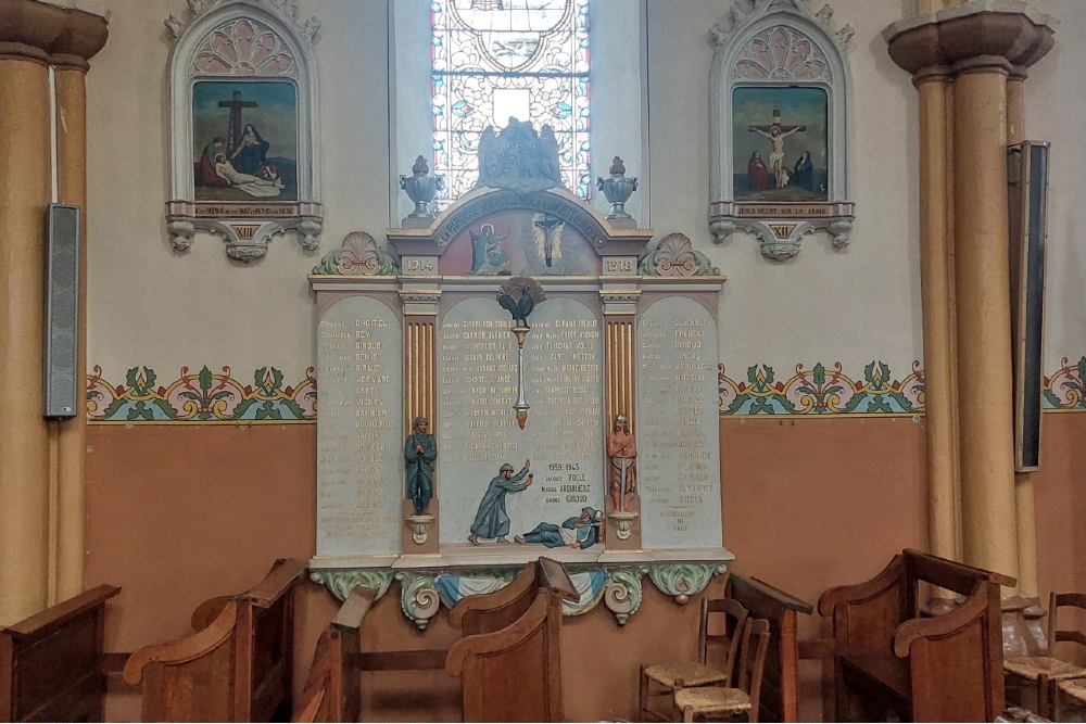 Oorlogsmonument in Kerk Sainte-Colombe-sur-Gand #2