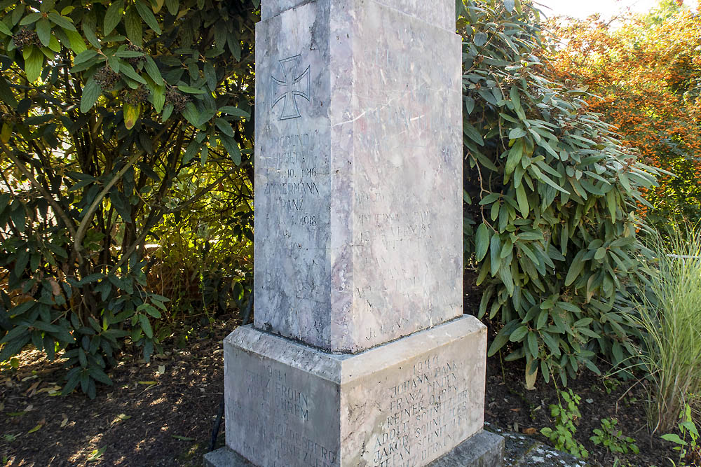 War Memorial Herrig #2