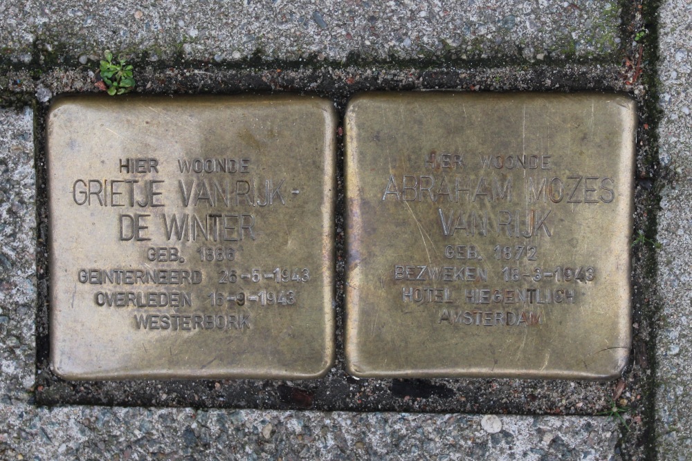 Stumbling Stones Sloestraat 4 #1