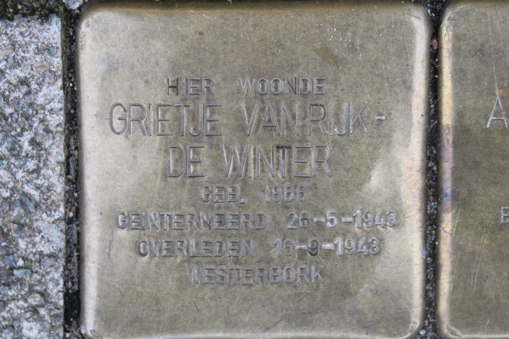 Stumbling Stones Sloestraat 4 #2