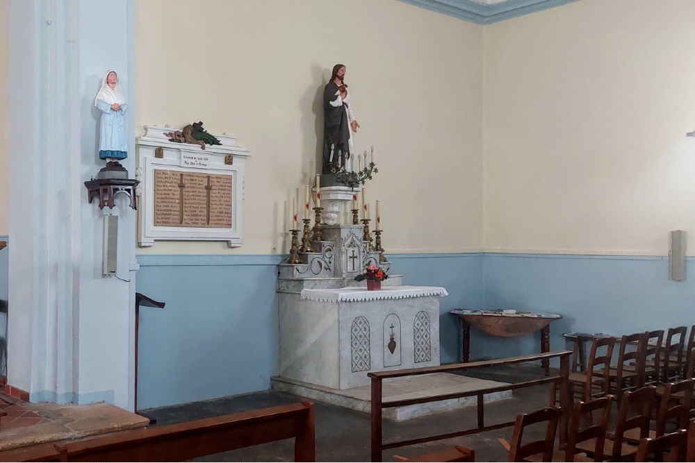 War Memorial  Saint-Cyr-de-Valorges Church #3