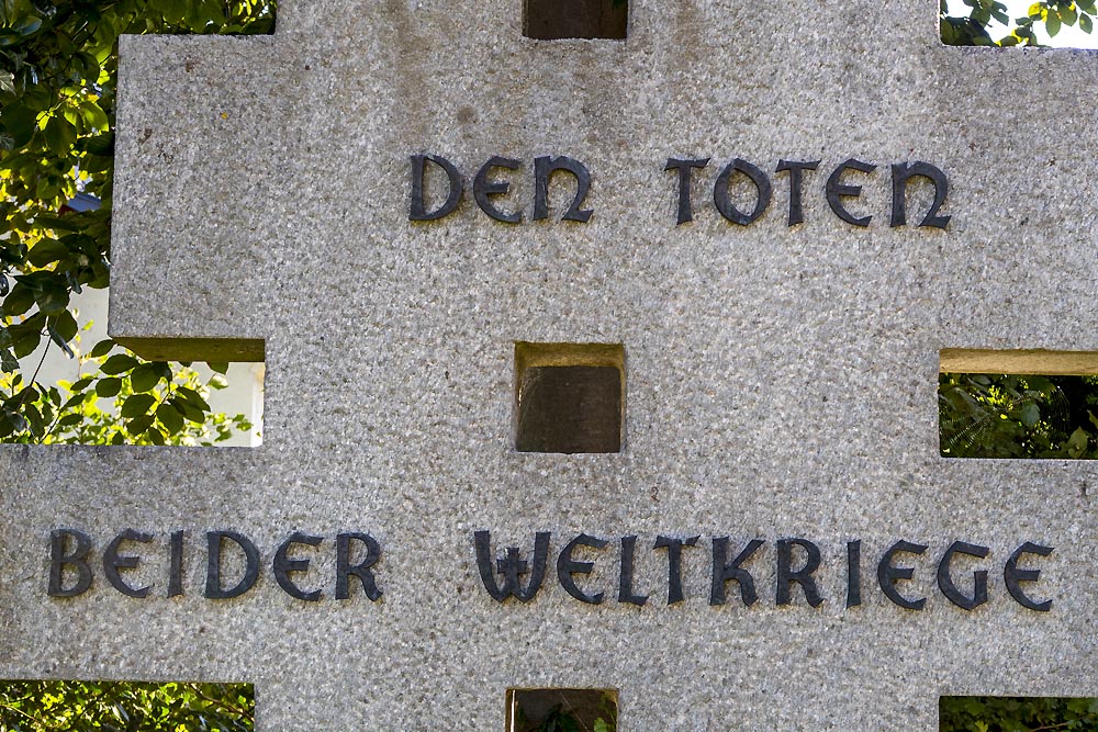 War Memorial Weiler in der Ebene #2