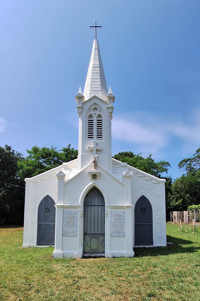 Notre-Dame-des-Aviateurs Chapel Saint-Palais-sur-Mer #3