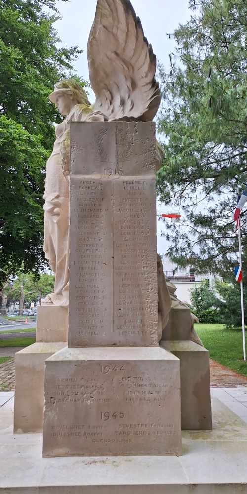 Oorlogsmonument Bayeux #3