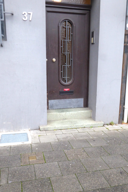 Stumbling Stone Römerstrasse 37 #2