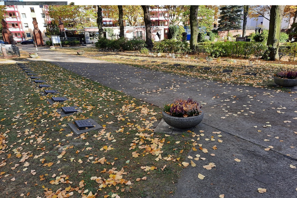 St. Hedwig Cemetery Pankow-Weissensee