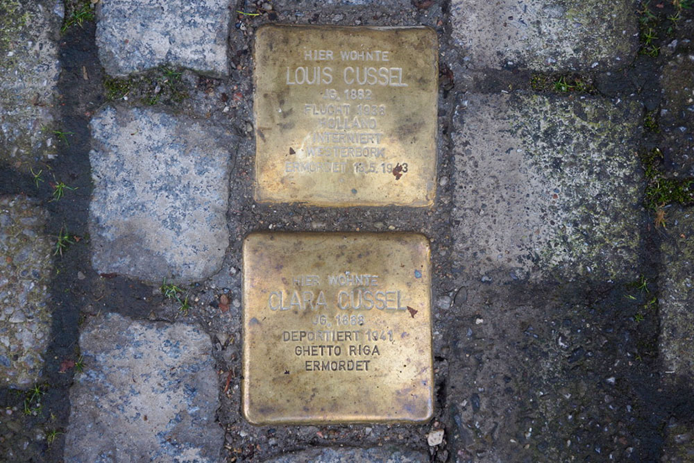 Stumbling Stones Steinweg 11