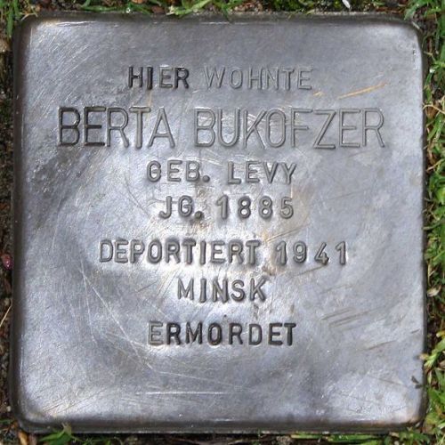 Stolpersteine Markgrafenstraße 16