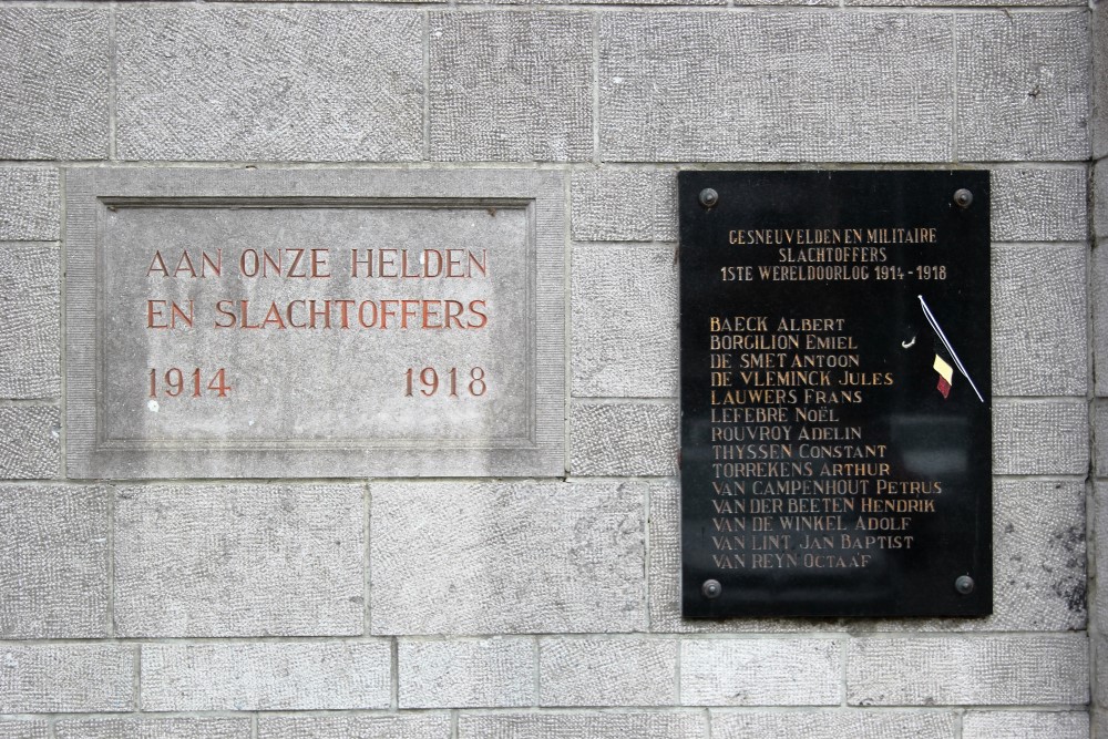 Oorlogsmonument Strombeek-Bever #2