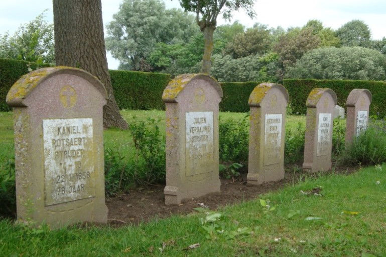 Belgische Oorlogsgraven en Graven Oudstrijders Leffinge #3