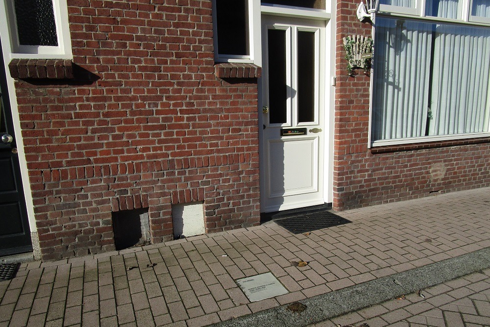 Memorial Stone Sint Crispijnstraat 36 #2