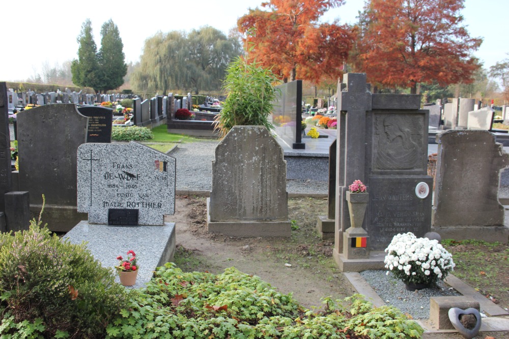 Belgische Graven Oudstrijders Waasmunster #2