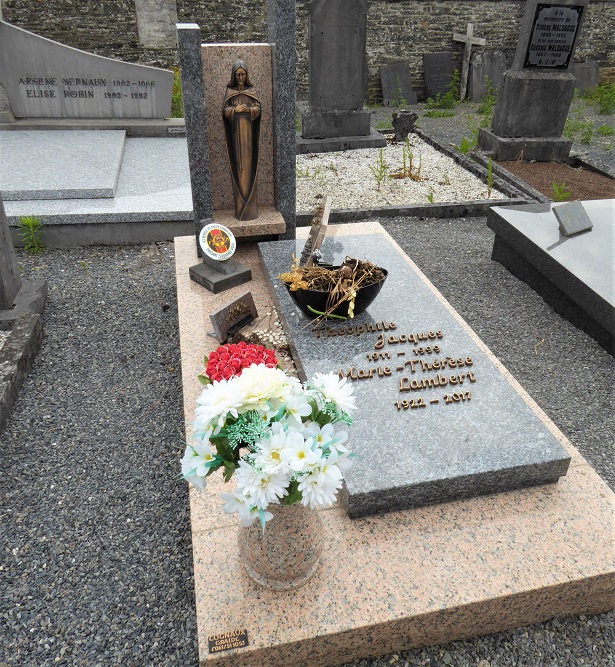 Belgian Graves Veterans Monceau-en-Ardenne #5