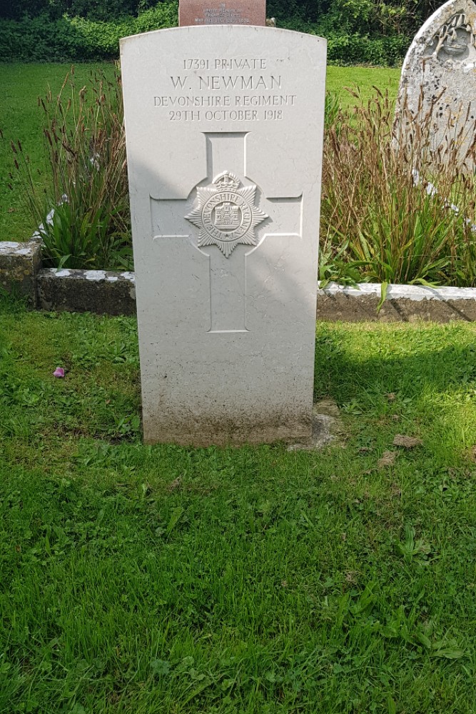 Oorlogsgraven van het Gemenebest St. Margaret Churchyard #4