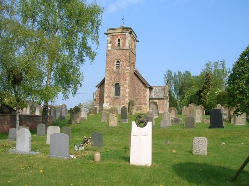 Oorlogsgraf van het Gemenebest Holy Trinity Churchyard #1