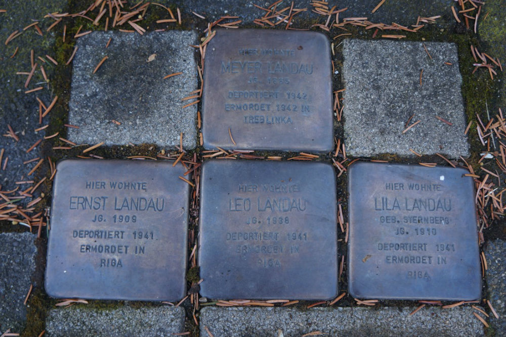 Stumbling Stones Friesenstraße 9 #1