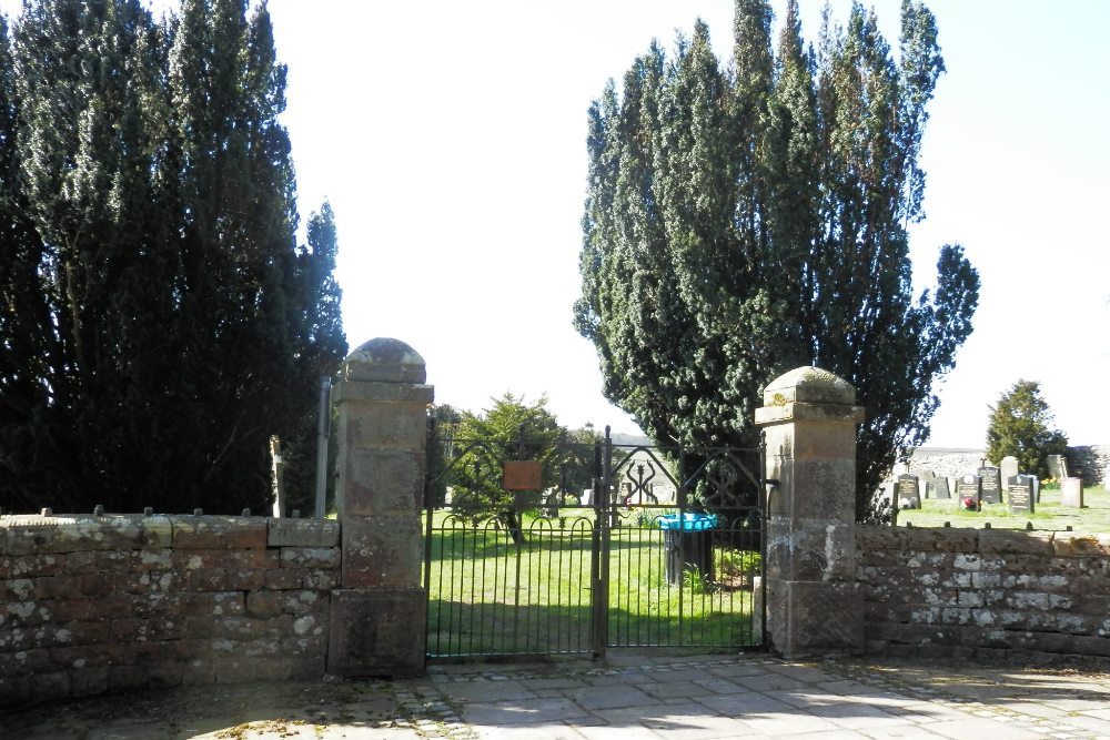 Oorlogsgraven van het Gemenebest Bowes and Gilmonby Cemetery