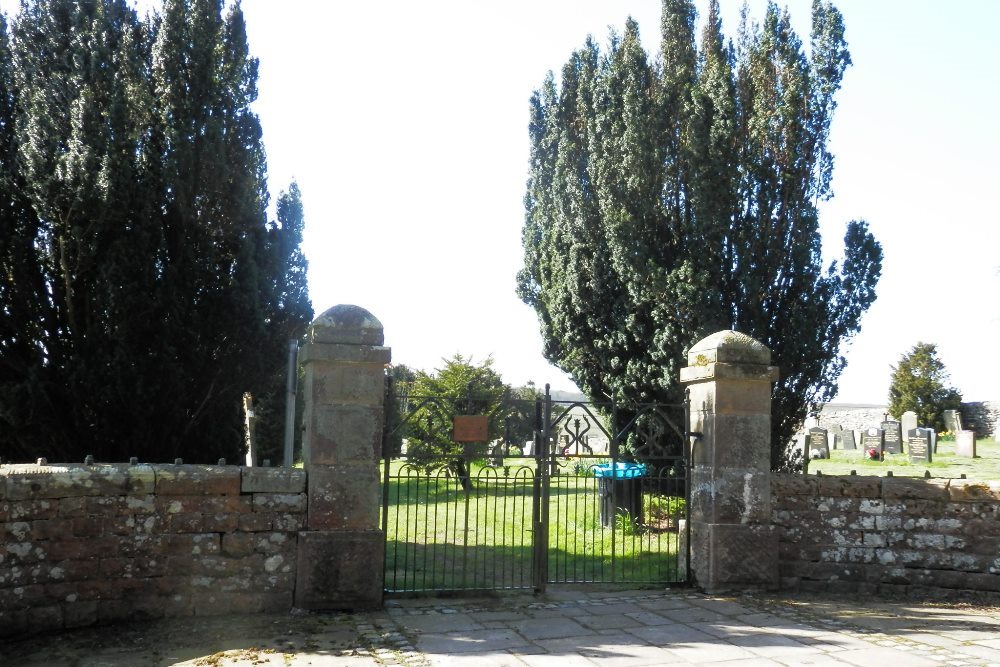 Oorlogsgraven van het Gemenebest Bowes and Gilmonby Cemetery #1