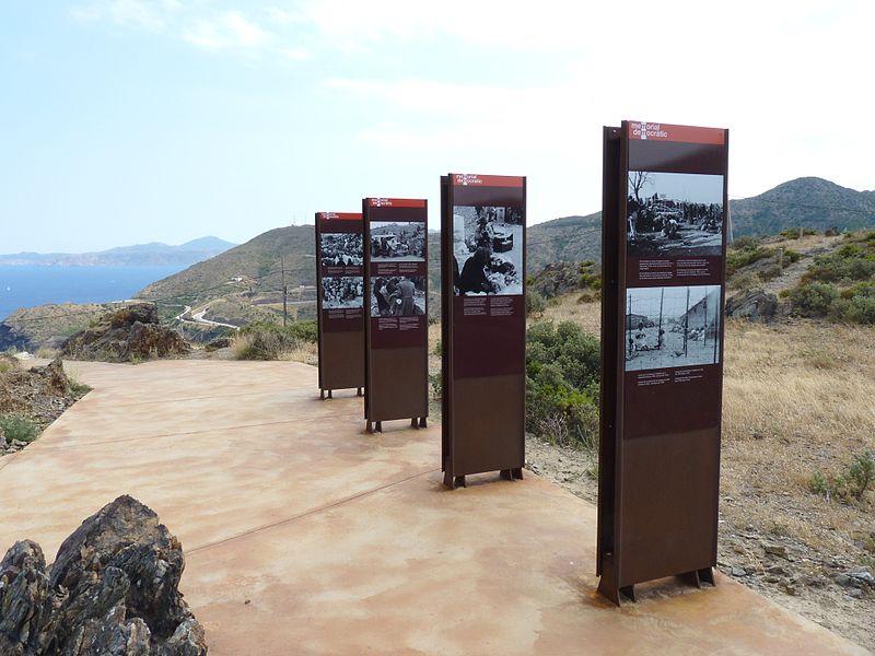 Monument Vluchtelingen Col des Belitres #1