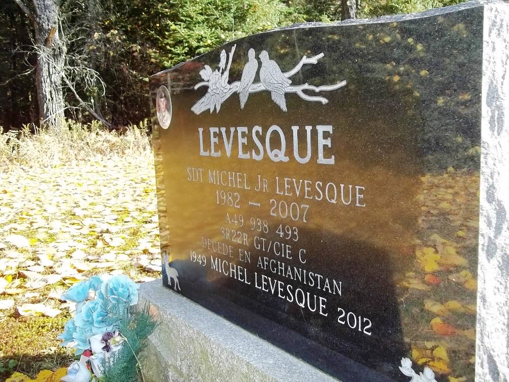 Canadian War Grave Sainte-Vronique Cemetery