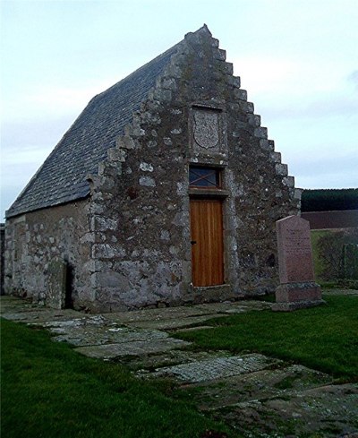 Oorlogsgraf van het Gemenebest Kildrummy Old Churchyard #1