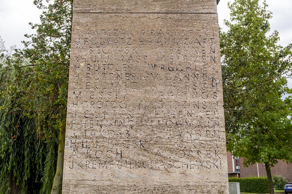 War Memorial Schaufenberg #3