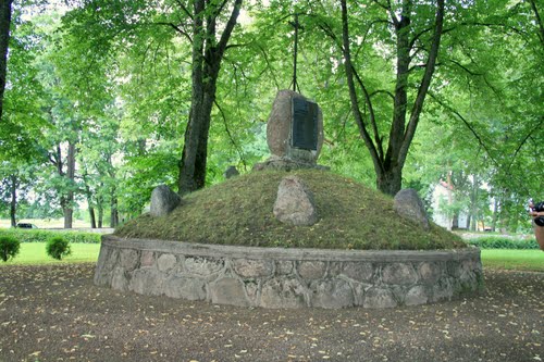 Mass Grave Partisans Asare