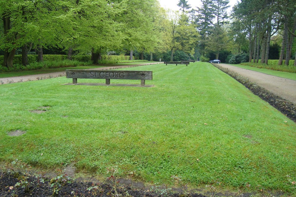 Monument Slachtoffers Vuurstormen Begraafplaats Friedhof Ohlsdorf Hamburg #3