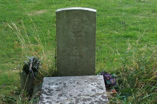 Commonwealth War Grave St. David Churchyard #1