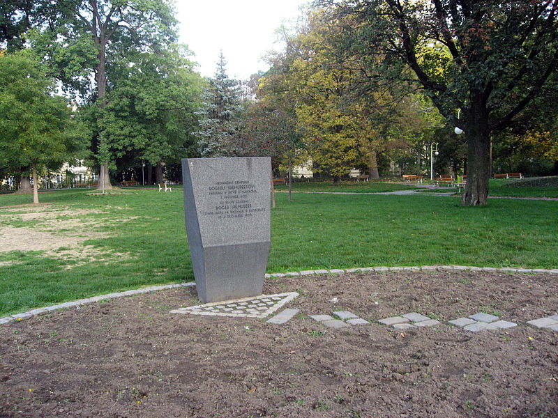 Memorial General Roger Valhubert #1