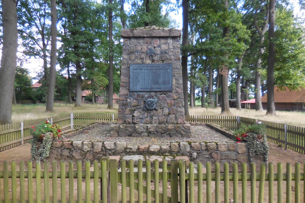 Oorlogsmonument Bleckmar #1