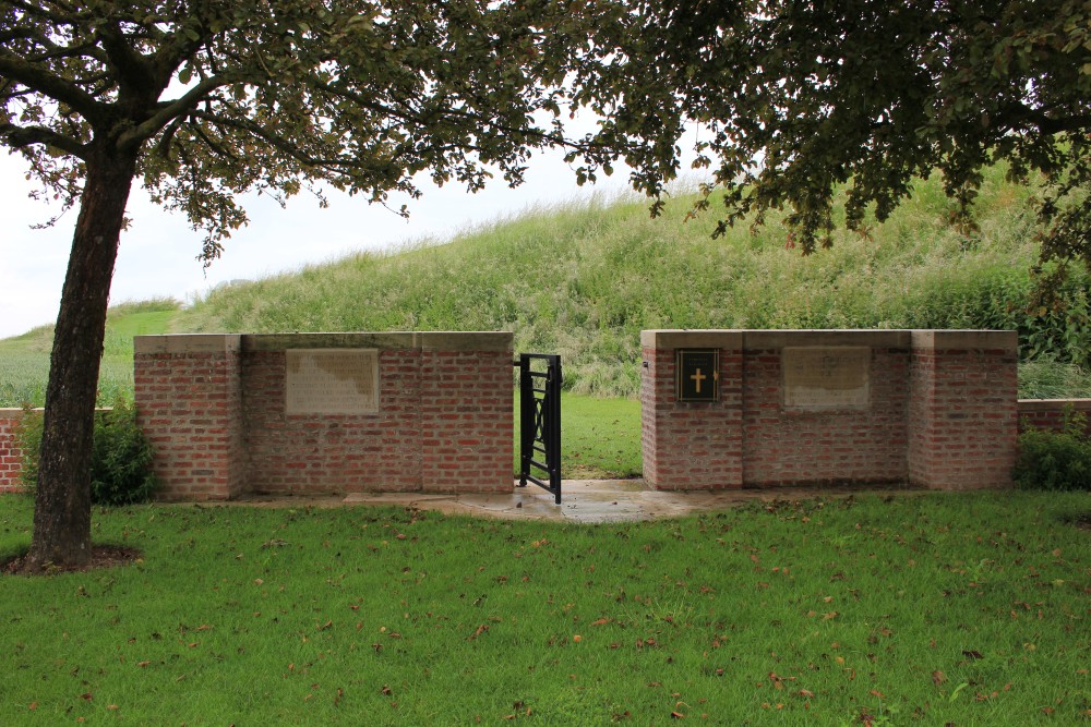 Commonwealth War Cemetery Lowrie #5